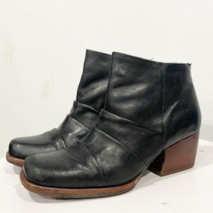 Kork-Ease Women Ankle Boots Kissel Genuine Leather‎ Black Sz 7.5M Festival